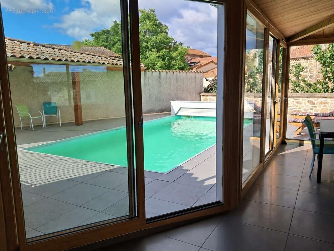 Maison 228 m² à Bogy  - photo 2