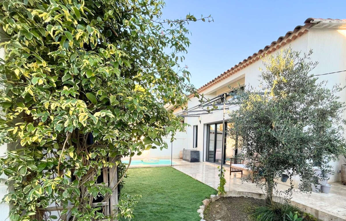 Maison à MARSEILLE-8E