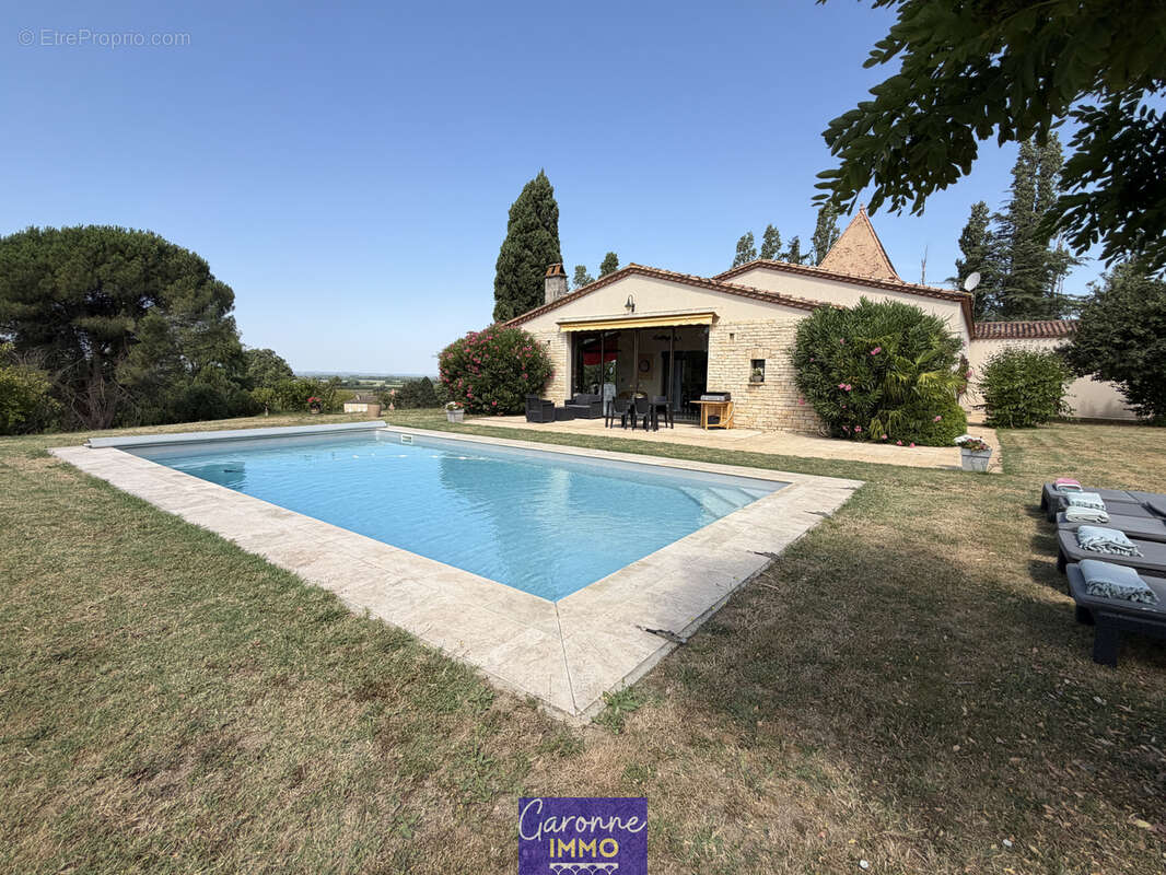 Maison de caractère sur 2.3 hectares - photo 4