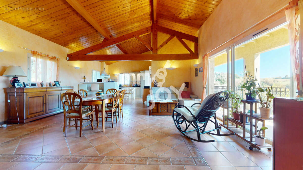 Maison à CARLA-BAYLE