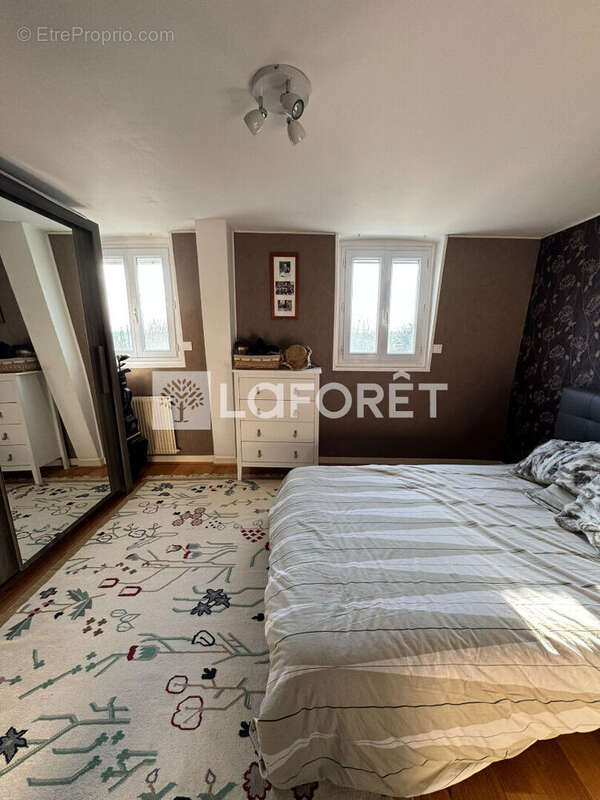Appartement à PRECY-SUR-OISE