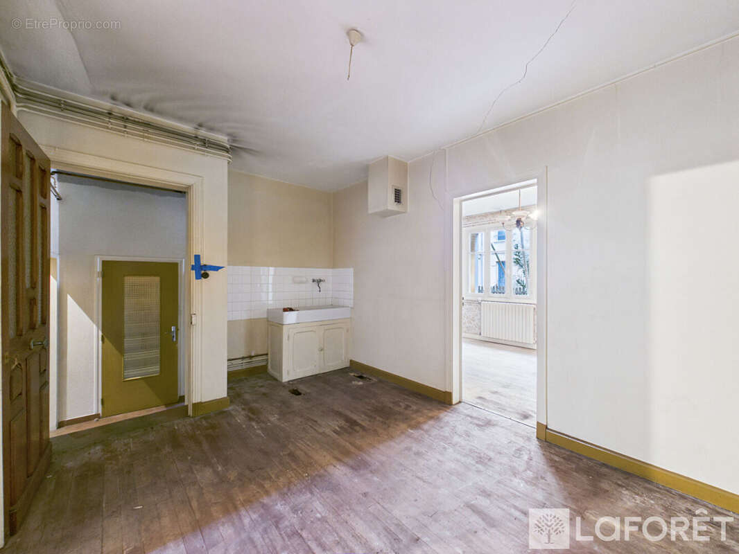 Maison à CLERMONT-FERRAND