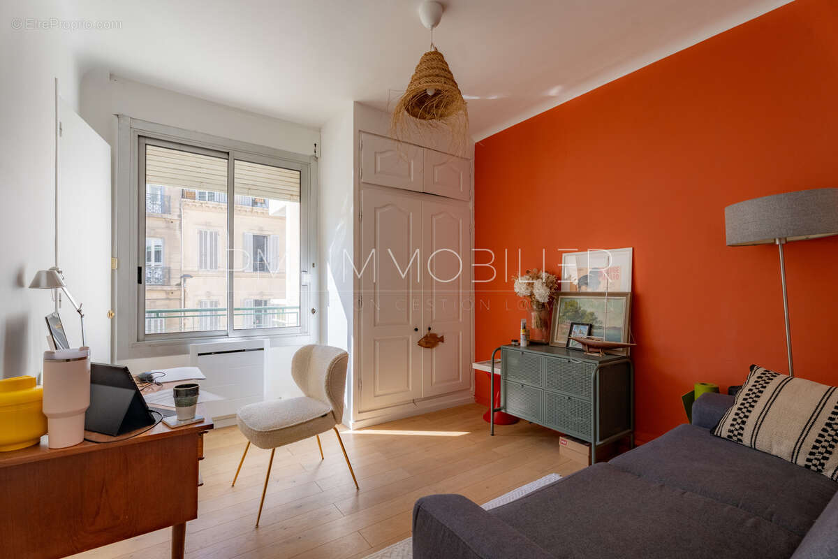 Appartement à MARSEILLE-6E