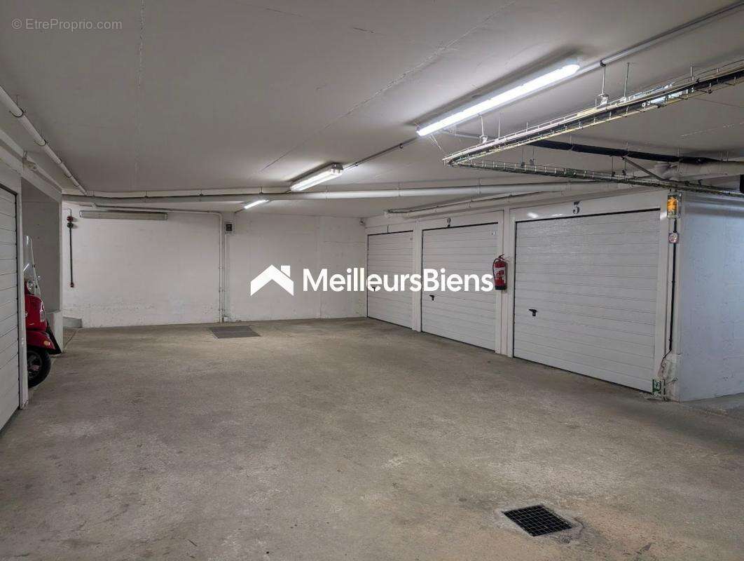 Appartement à SAINT-MAUR-DES-FOSSES