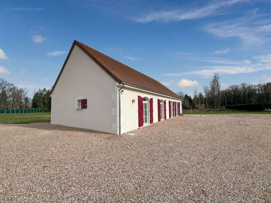 Maison à LA FERTE-SAINT-CYR