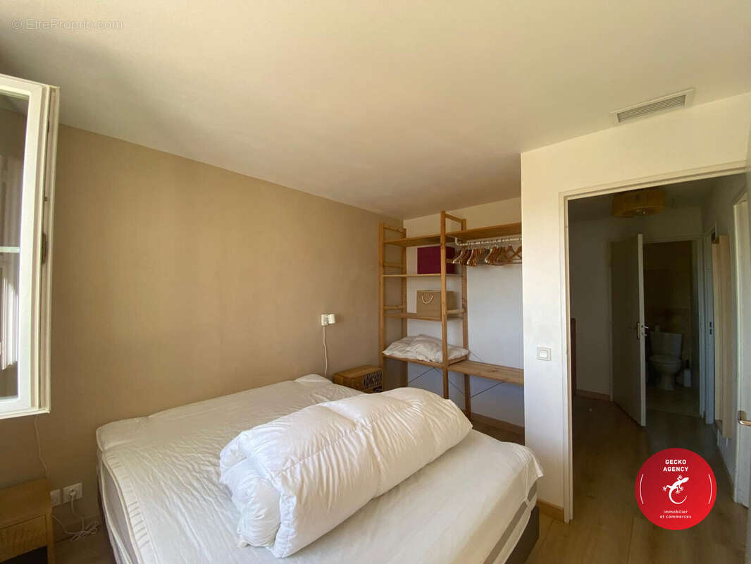 Maison à ROQUEBRUNE-SUR-ARGENS