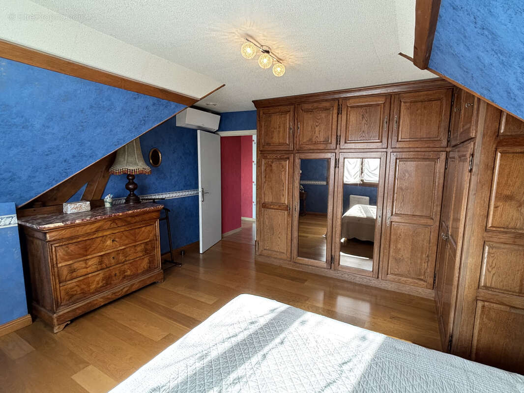 Maison à LESSARD-LE-NATIONAL