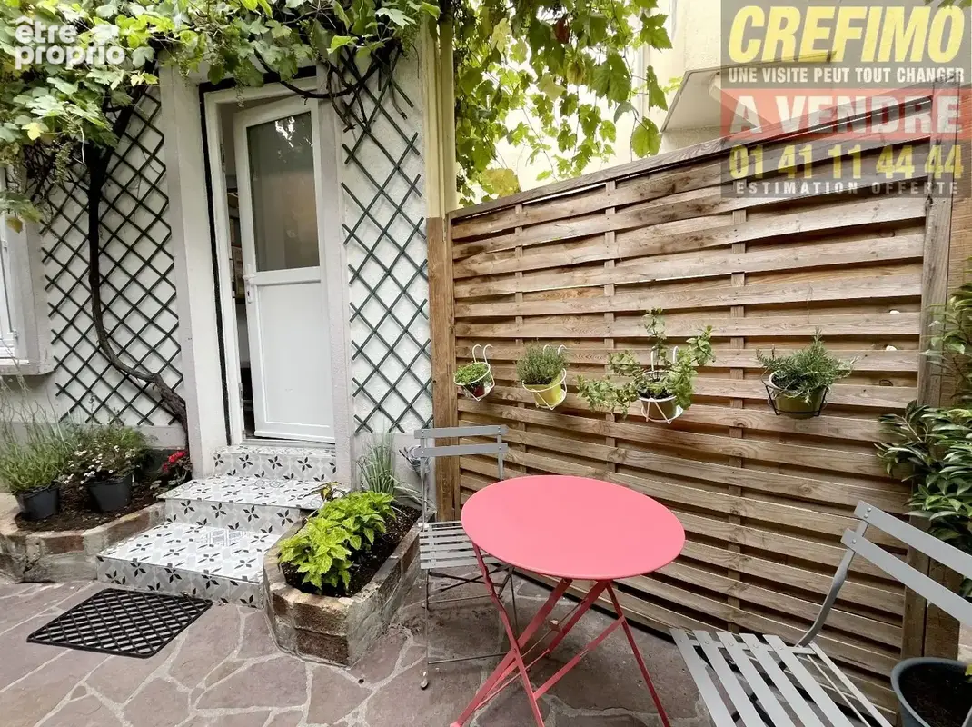 À Asnières-sur-Seine, découvrez une charmante maison de ville lumineuse, idéale pour une vie de famille confortable et pratique  - photo 1