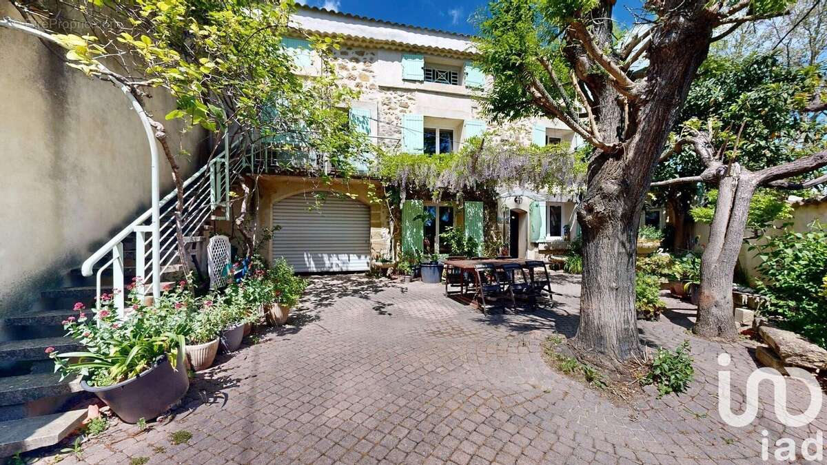 Photo 2 - Maison à BEDARRIDES