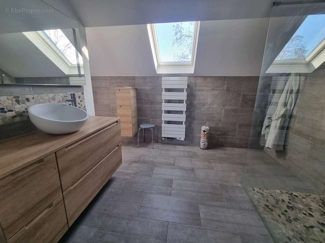 Maison à CROISSY-SUR-SEINE