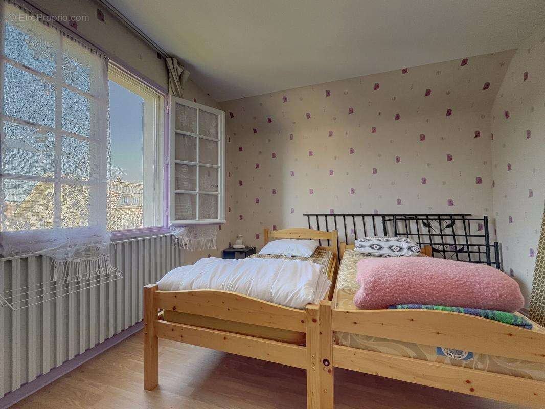 Maison à MAGNY-SUR-TILLE