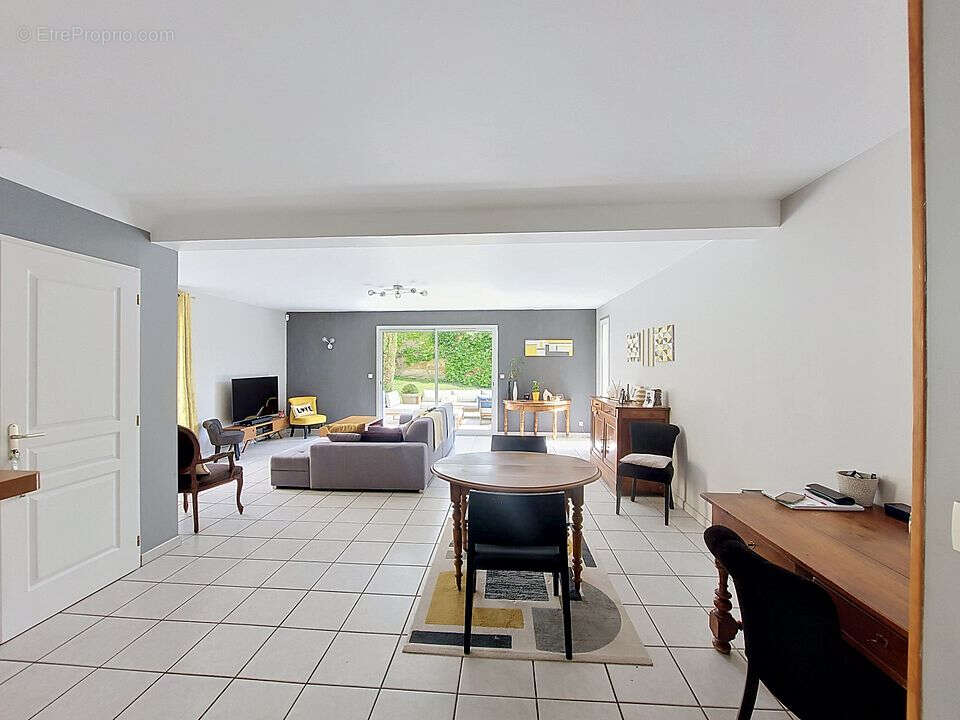 Maison à RILLIEUX-LA-PAPE