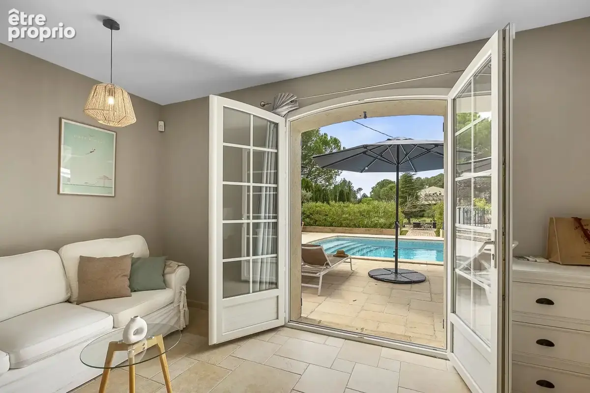 Proche Lorgues - Magnifique propriété de 218 m² + Appartement indépendant -Terrain de 8000m² - photo 20