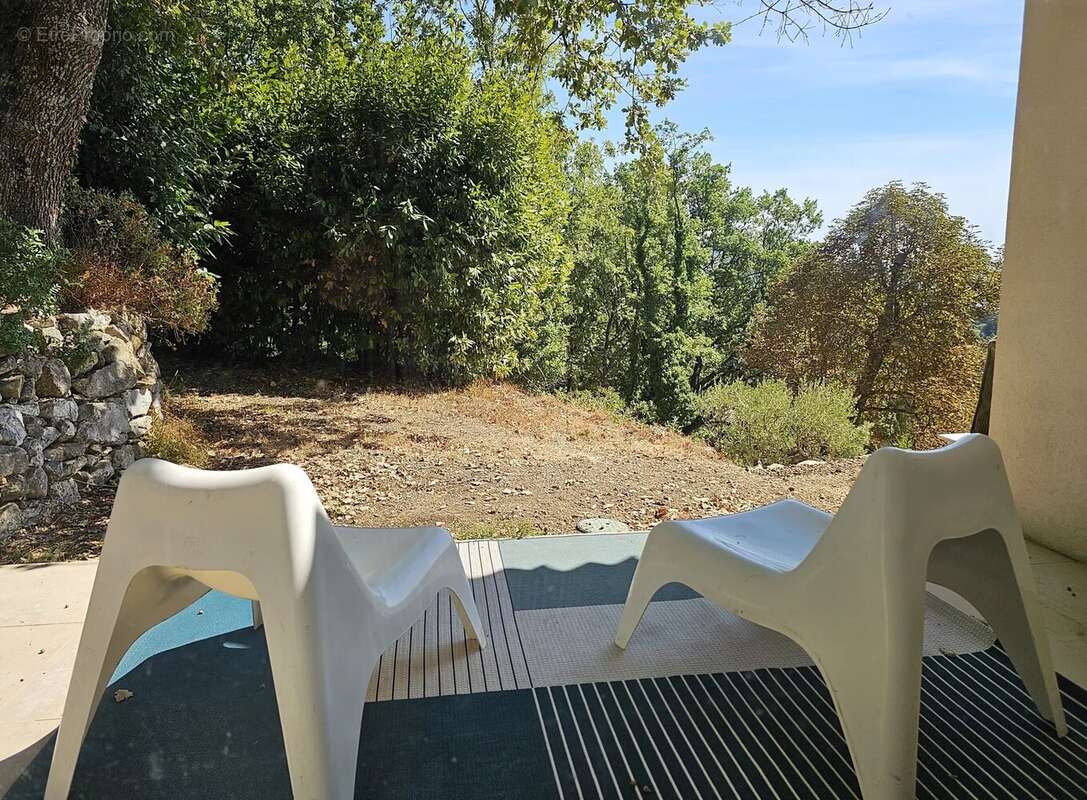 Maison à SAINT-VALLIER-DE-THIEY