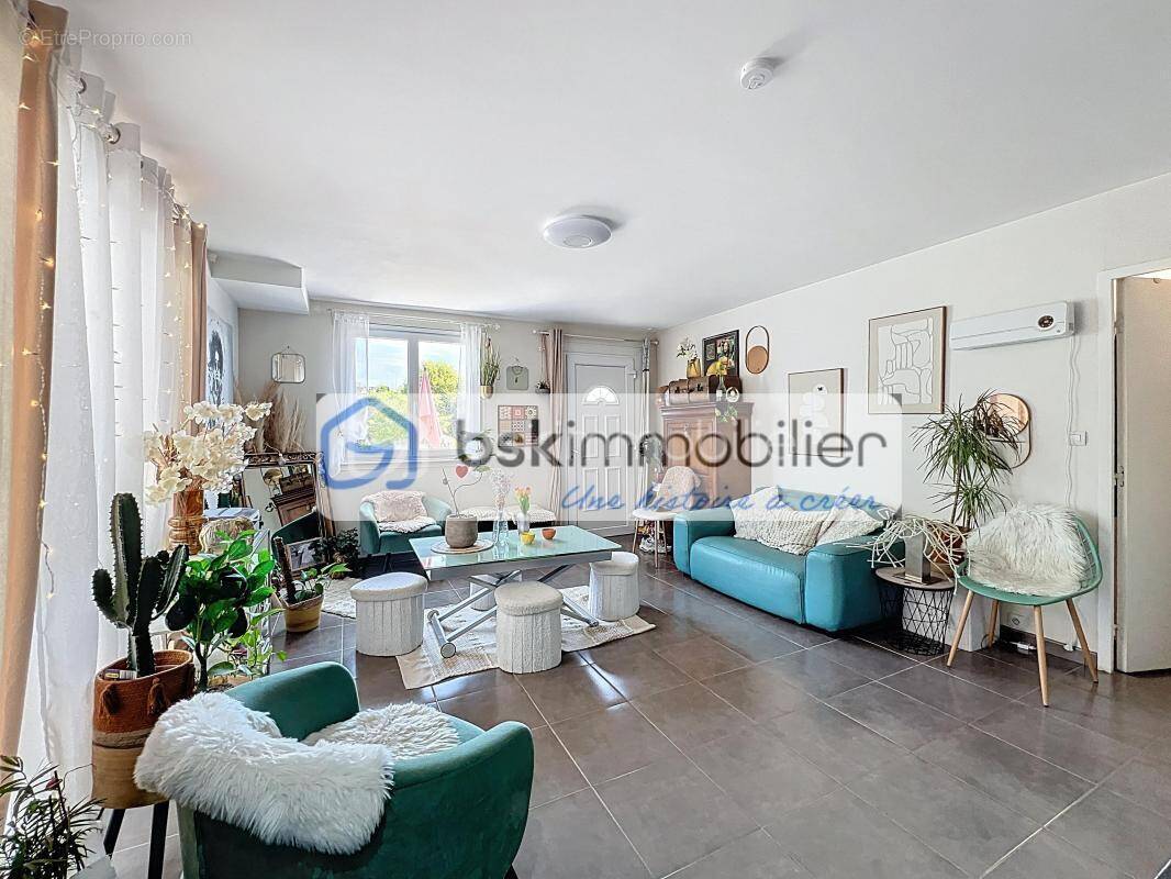 Maison à SAINT-GERMAIN-LES-CORBEIL