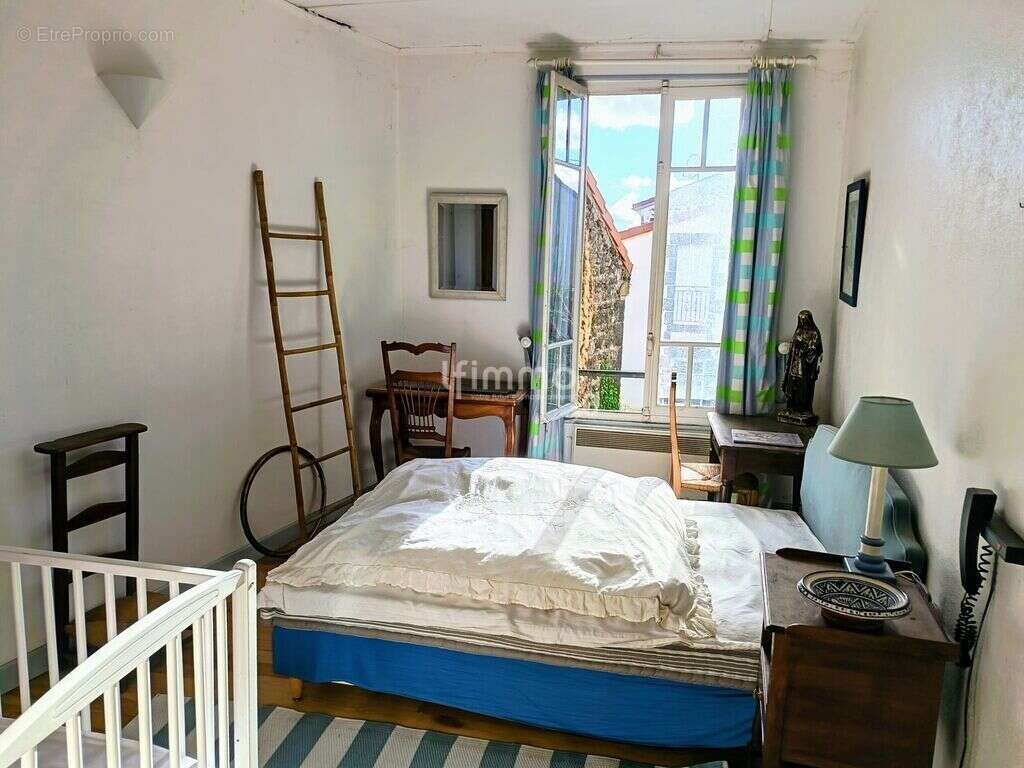 Maison à AYDAT
