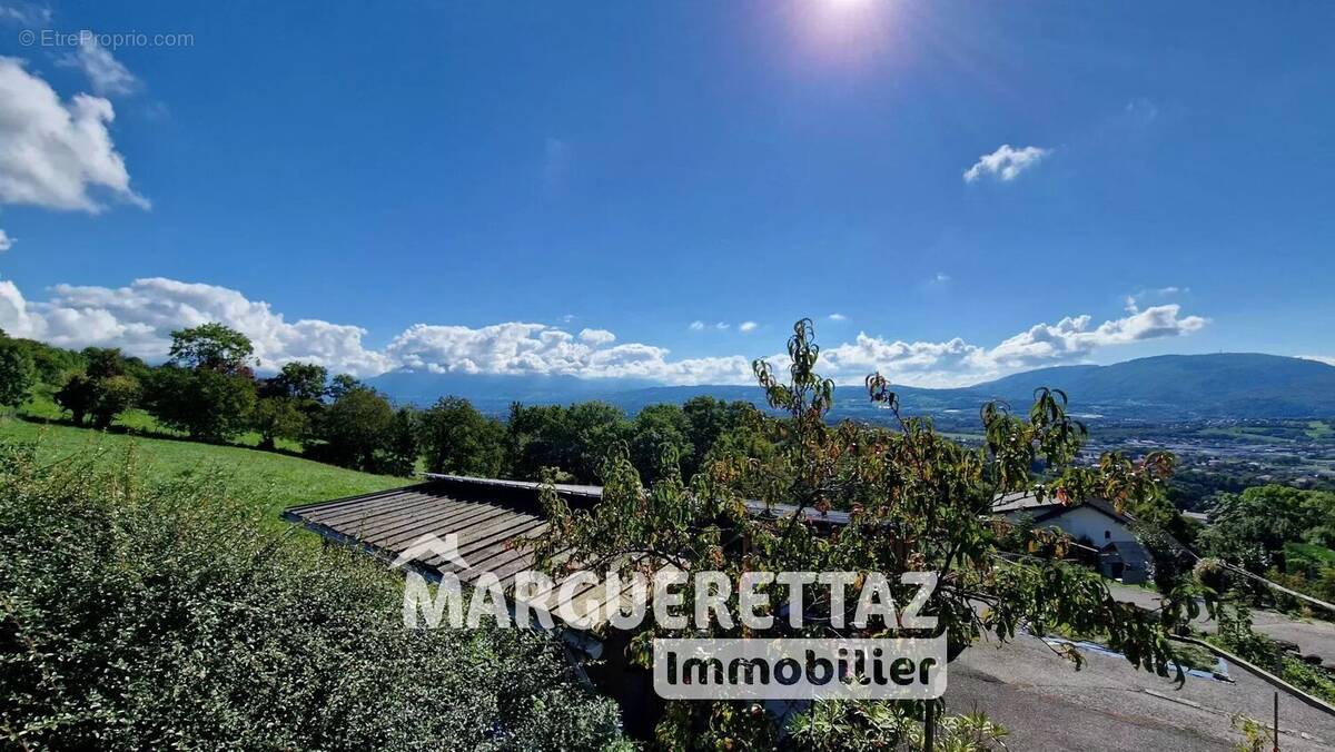 Appartement à CRANVES-SALES