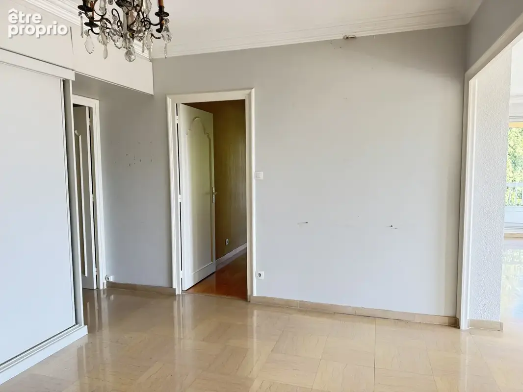 Exclusivité, Résidence Saint Mury, bel appartement de Type T5, d'environ 124 M2, avec terrasse d'environ 40 M2 - photo 8