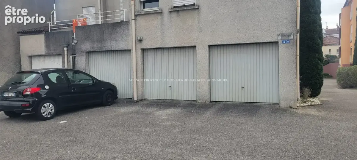 Appartement 136 m² à vendre à Bagnols-Sur-Ceze (30200) - photo 2