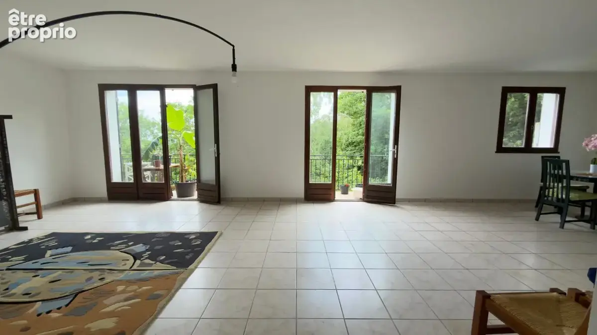 Maison 230 m2 (F3 de 60m², 7 chambres, 2 salle d'eau, une salle de bains - photo 5