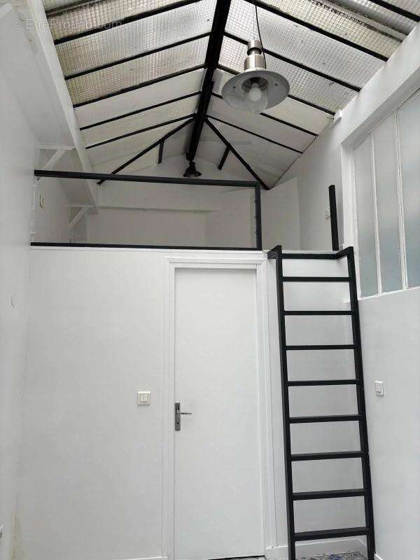 Commerce à PARIS-3E