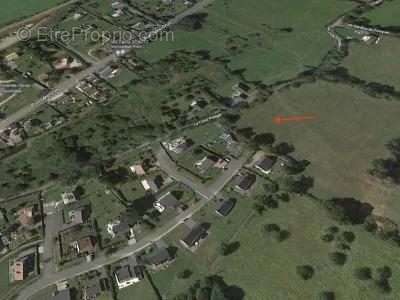 Terrain à LE BREUIL-EN-AUGE