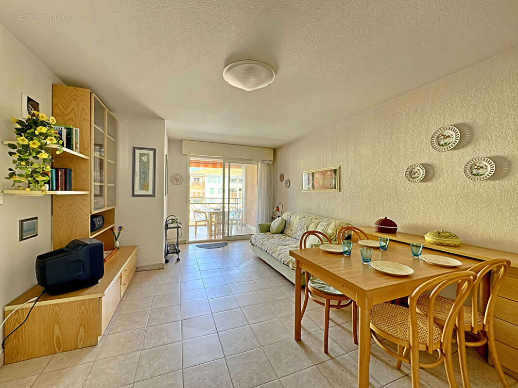 Appartement à FREJUS