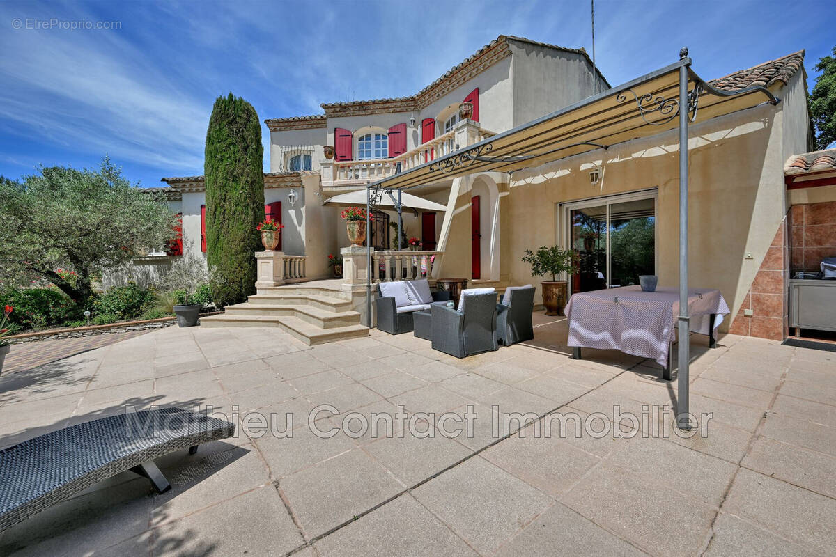 Maison à NIMES