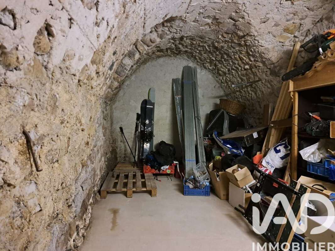 Maison 100 m² à La Motte-Chalancon  - photo 9