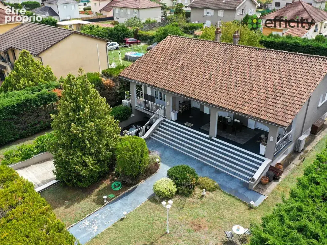 Maison 9 pièces 205 m² à vendre à Chavanoz (38230) - photo 29