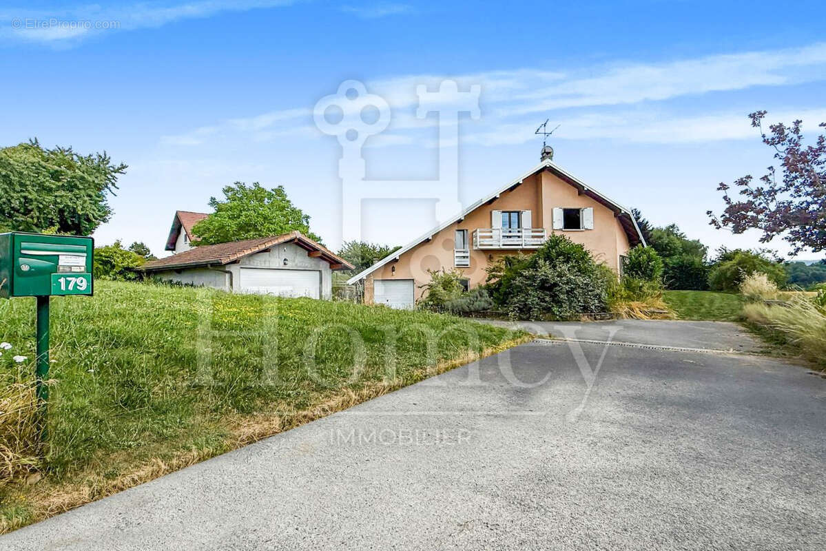 Maison à BONNE