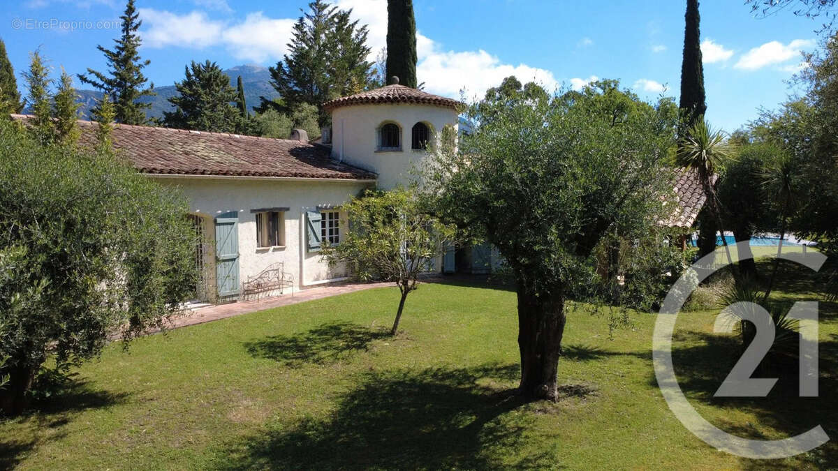 Maison à LE BAR-SUR-LOUP