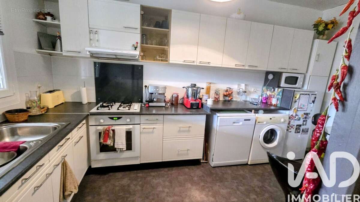 Maison 108 m² à Lamagdelaine  - photo 9