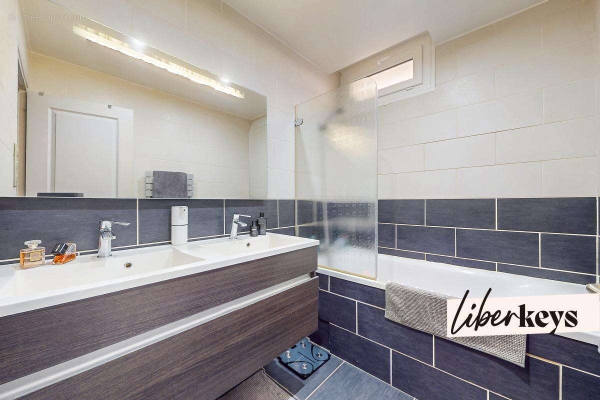 T3 clé en main de 60 m² avec garage, cave et parc privé à BRON - photo 9