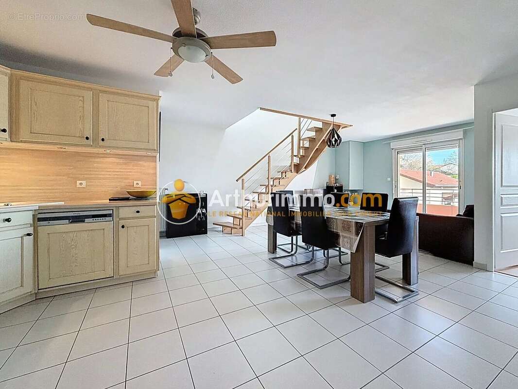 Appartement à BOURGOIN-JALLIEU