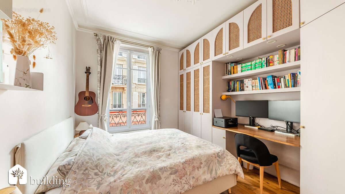 Appartement à LEVALLOIS-PERRET