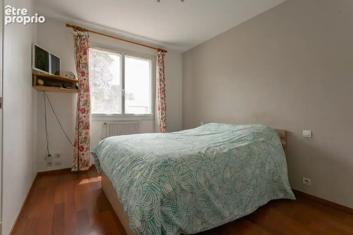 Maison Gorges 4 P . 3 Chs . 84.7 M² . Garage . T 545 M² . Terrasse - photo 6