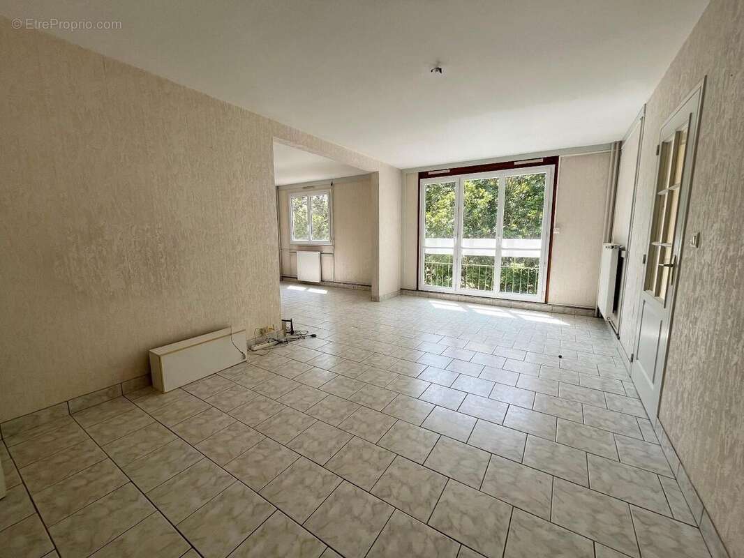 Appartement 85 m² à Angers  - photo 2