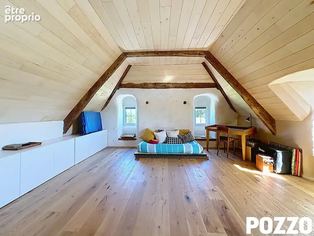 Maison en pierres du XVIIème siècle Bacilly 8 pièce(s) 286 m2 - 11929 m² de terrain - Possibilité chambres d'hotes - photo 17
