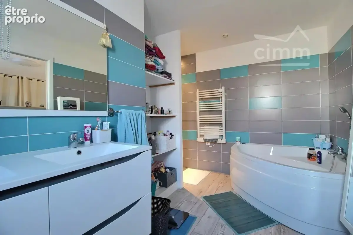Loft industriel contemporain de 210m² - photo 9