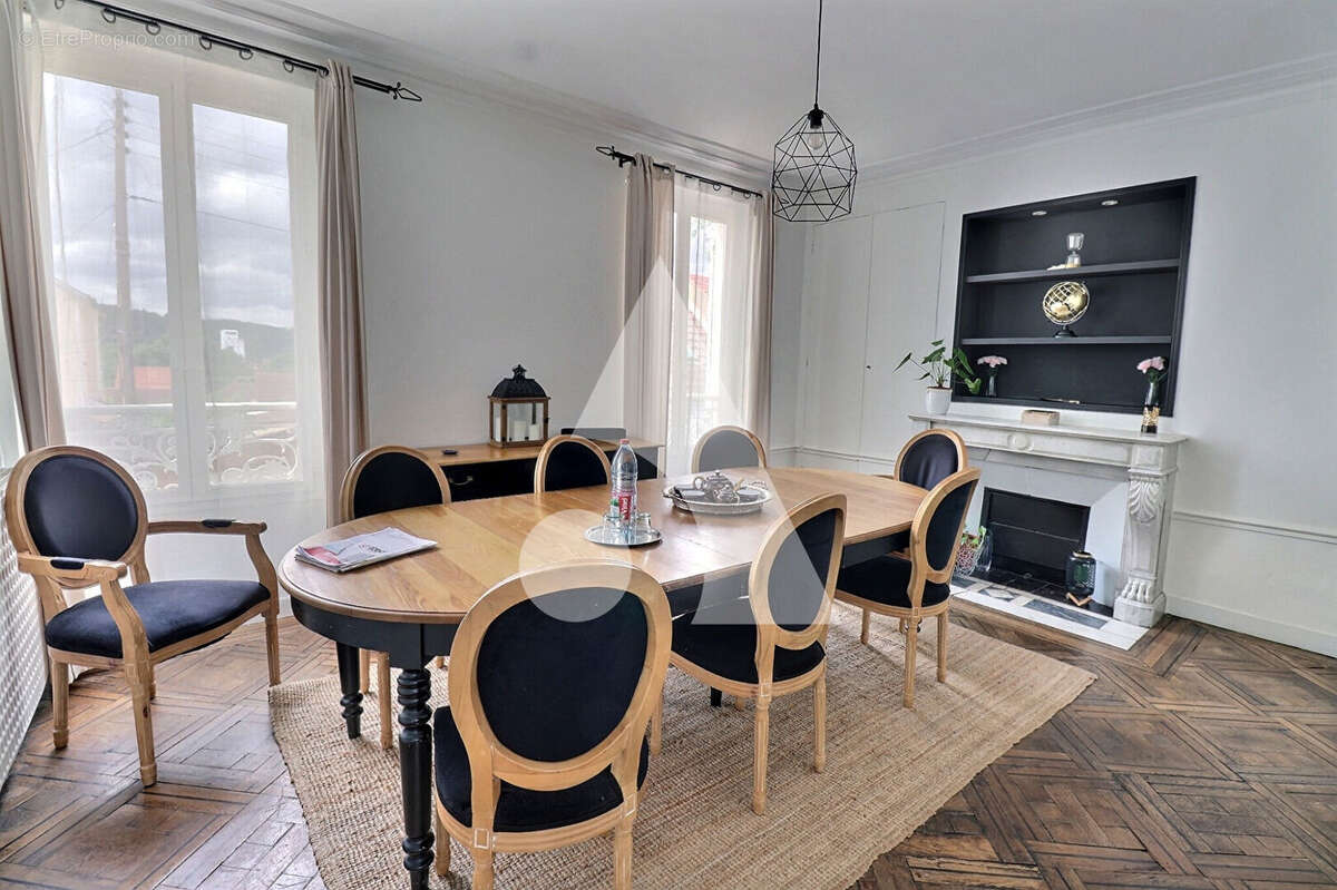 Maison à SAINT-OUEN-L&#039;AUMONE