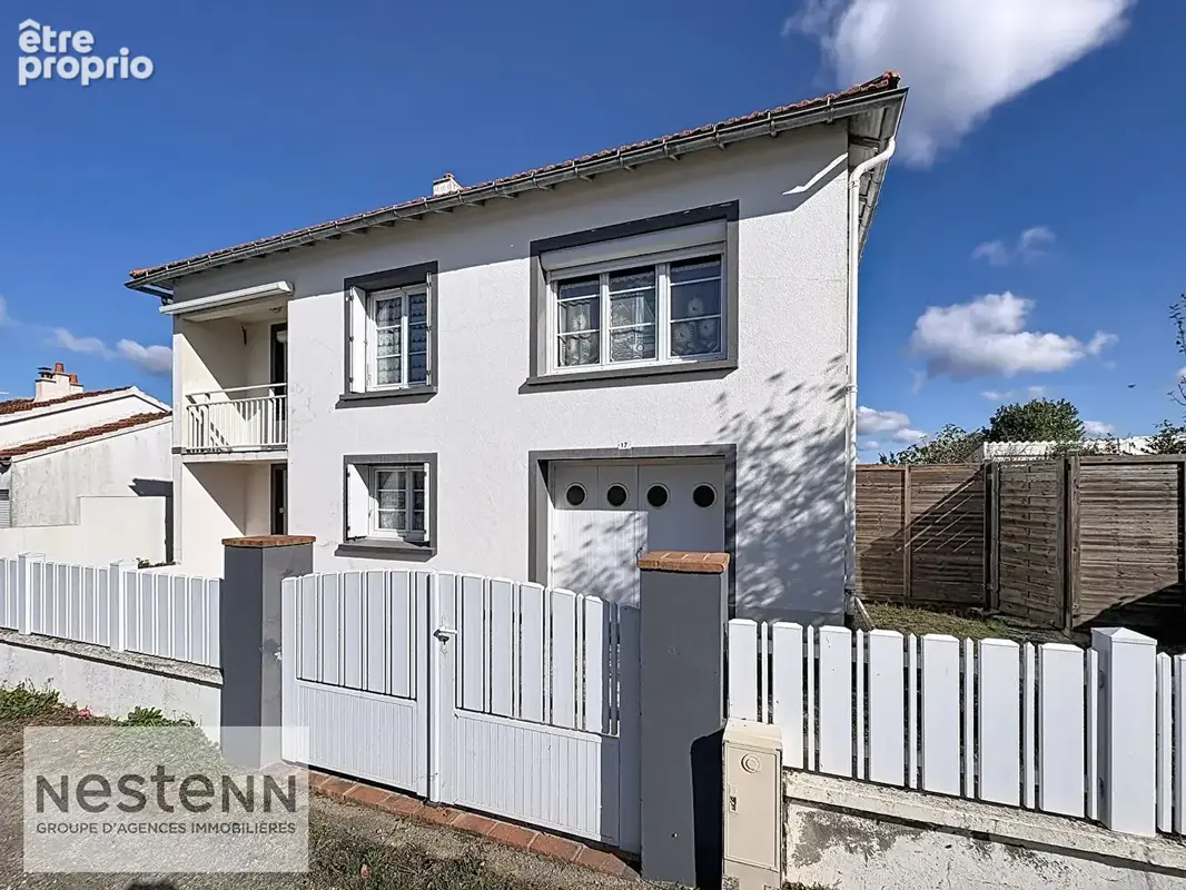 Maison 3 Chambres proche Centre Beauvoir sur mer 182 200 euro fai - photo 2