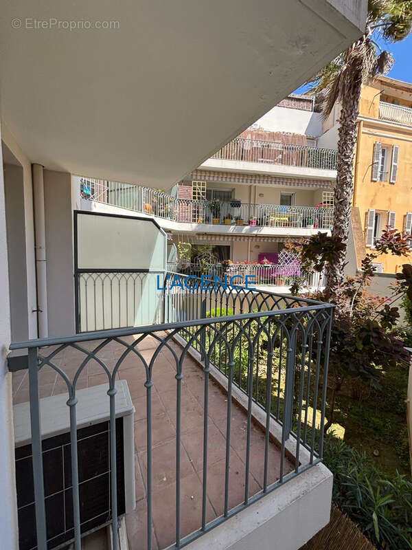 Appartement à HYERES