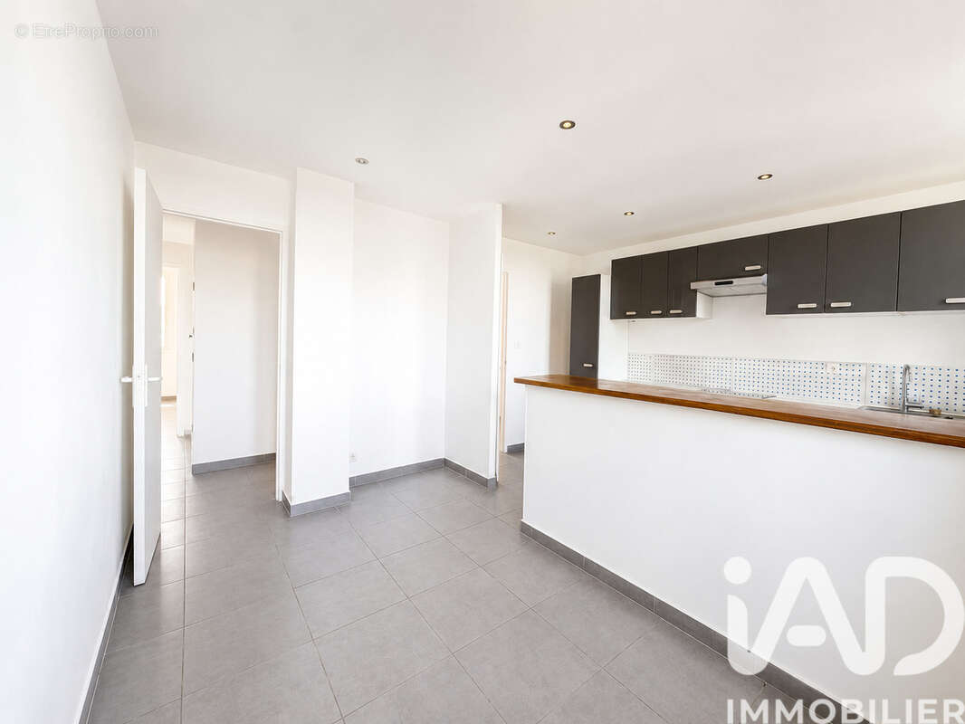 Photo 9 - Appartement à MARSEILLE-9E