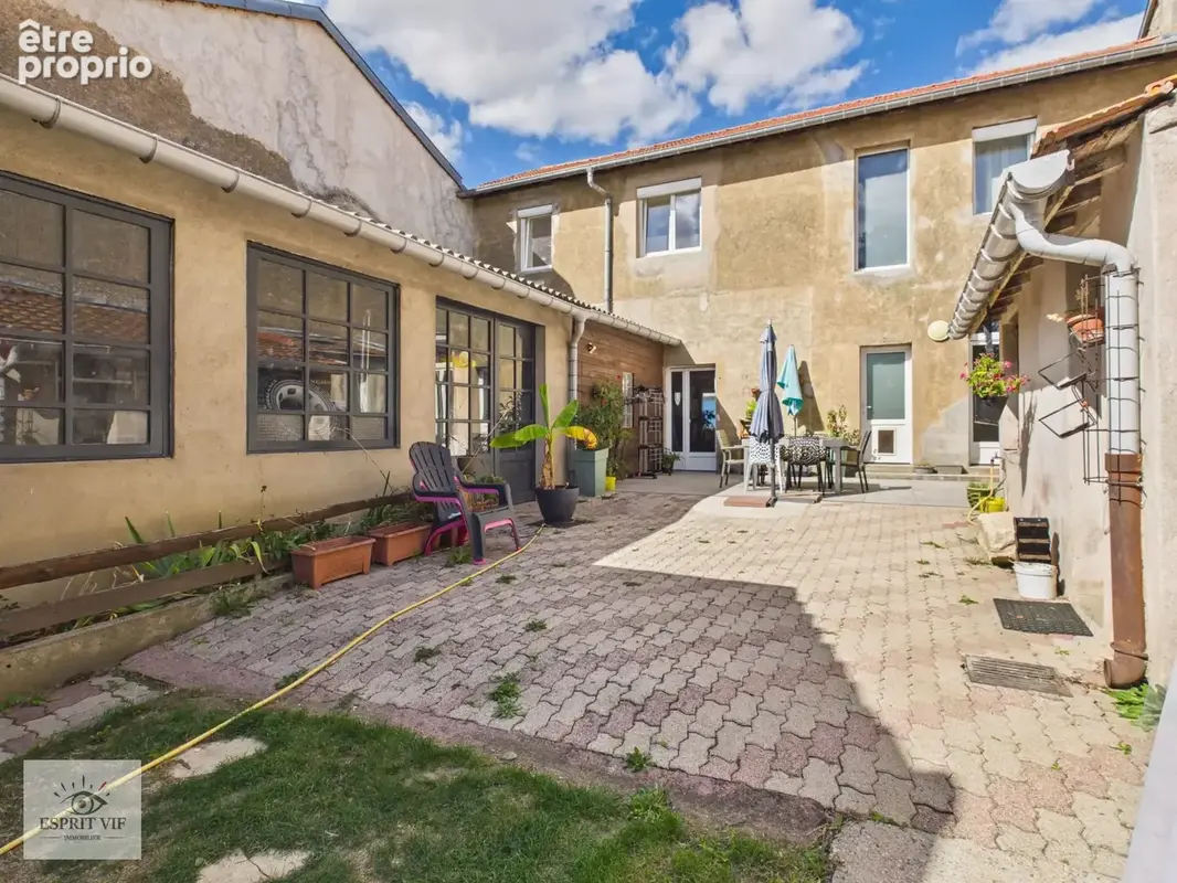 Maison 6 pièces 147 m² à vendre à Bioncourt (57170) - photo 8
