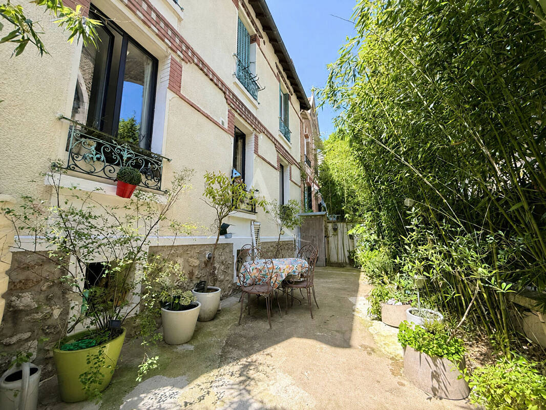 Appartement à NOGENT-SUR-MARNE