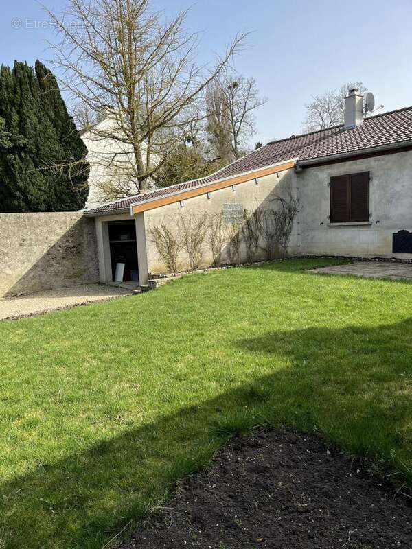 Maison 150 m² à Villers-Allerand  - photo 9