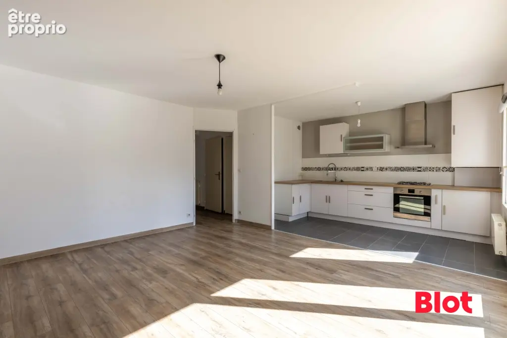 Appartement 2 pièces 48 m² à vendre à Thorigne-Fouillard (35235) - photo 2