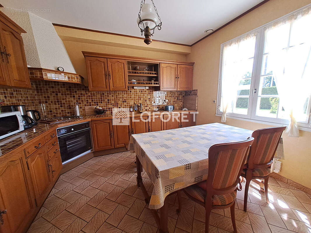 Maison Carentoir 150m² 5 chambres sous sol terrasse jardin clos - photo 6