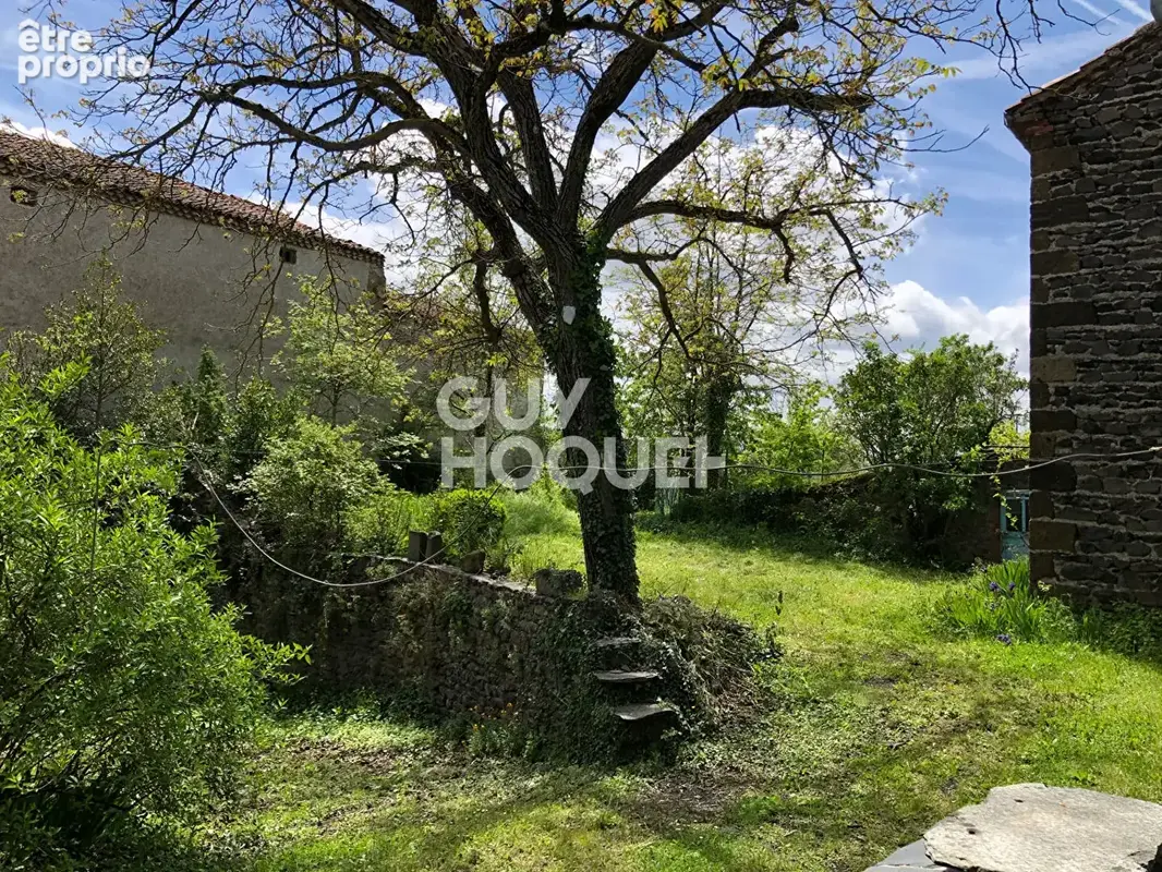 Maison avec dépendances et terrain - photo 5